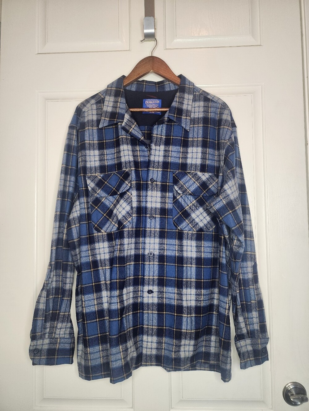 Pendleton 100% Virgin Wool Plaid Board Shirt Flannel Blue Grey XL